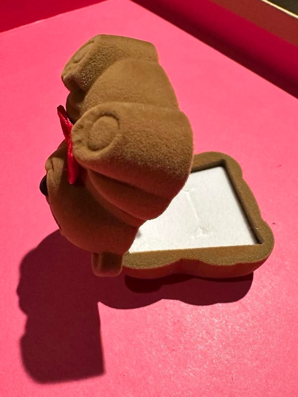 Velvet Teddy bear jewelry ring box.